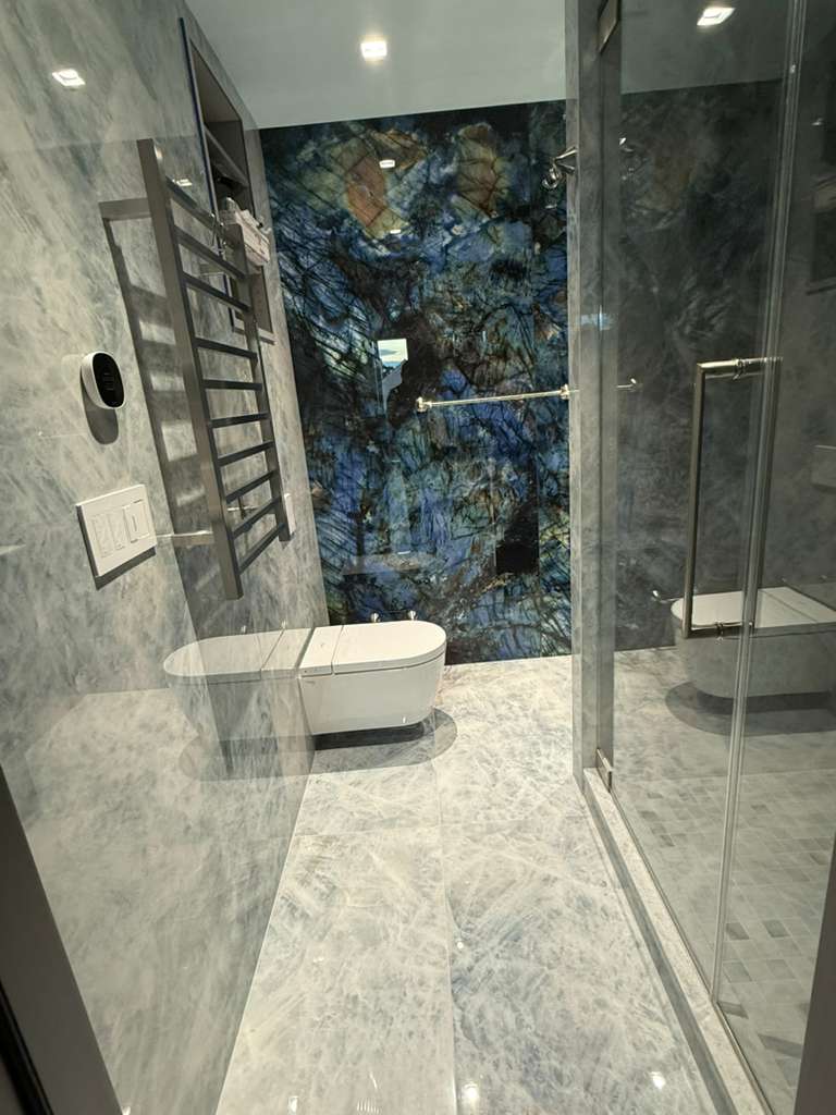 Finished bathroom after detailed cleaning